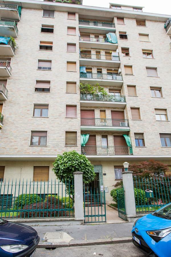 Lorenteggio Apartment Mailand
