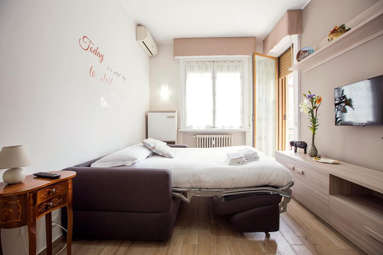 Lorenteggio Apartment Mailand